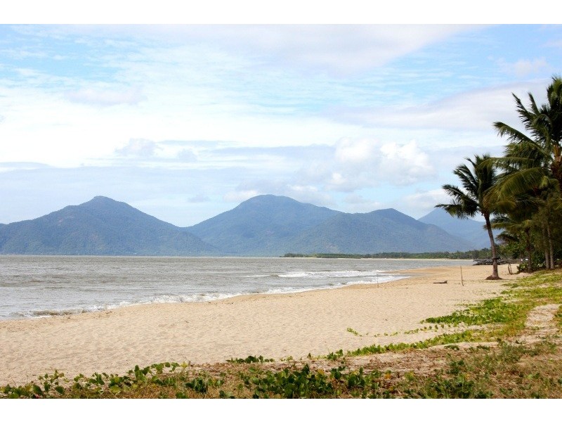 16/25-31 Hibiscus Lane, Holloways Beach QLD 4878