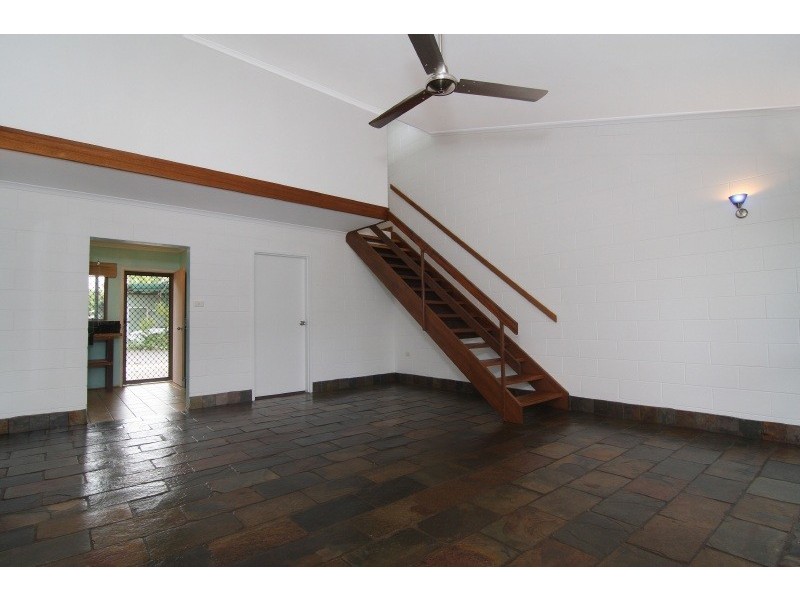 16/25-31 Hibiscus Lane, Holloways Beach QLD 4878