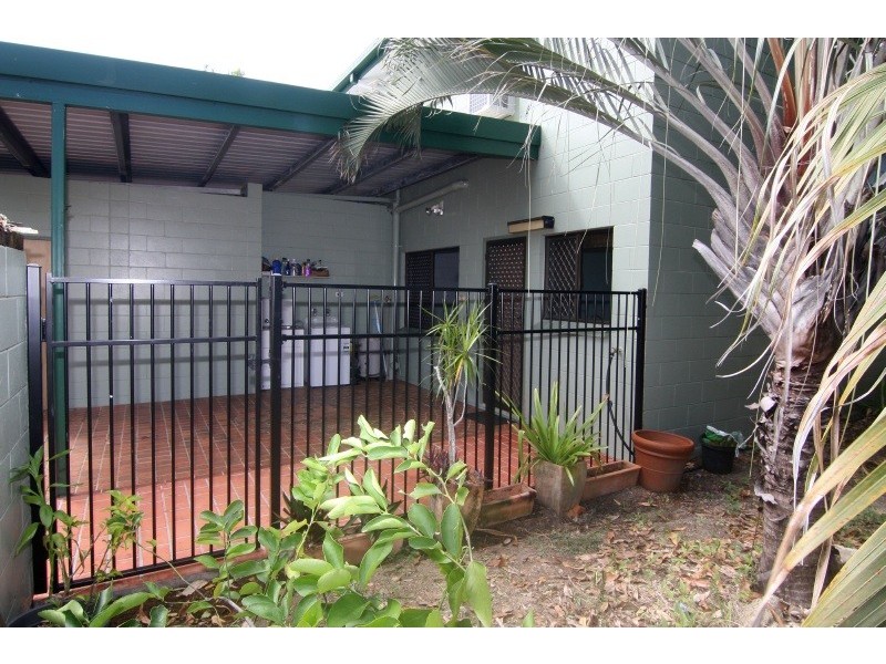 16/25-31 Hibiscus Lane, Holloways Beach QLD 4878