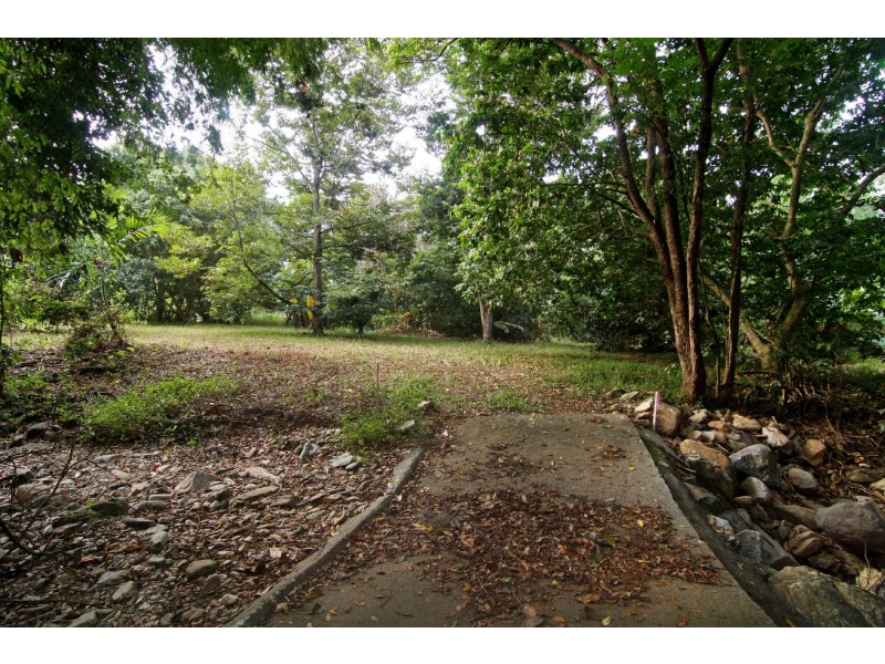 Lot 4 Shaws Road, Redlynch QLD 4870