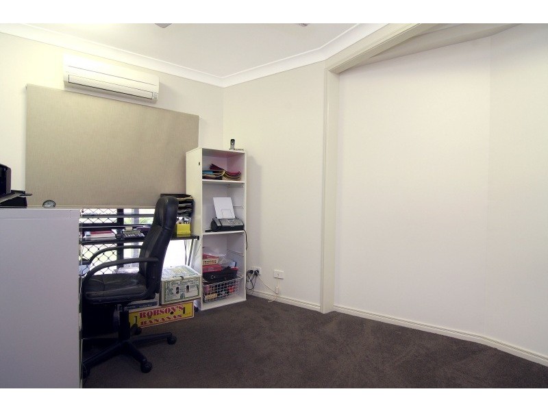 19 Raffles Avenue, Redlynch QLD 4870