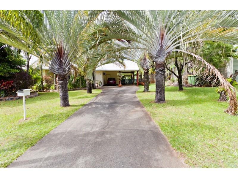 9 Damson Drive, Redlynch QLD 4870