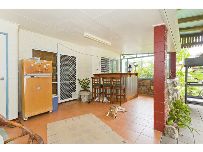 9 Damson Drive, Redlynch QLD 4870