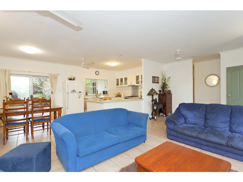 UNDER CONTRACT – 9 Spinos Street, Redlynch QLD 4870