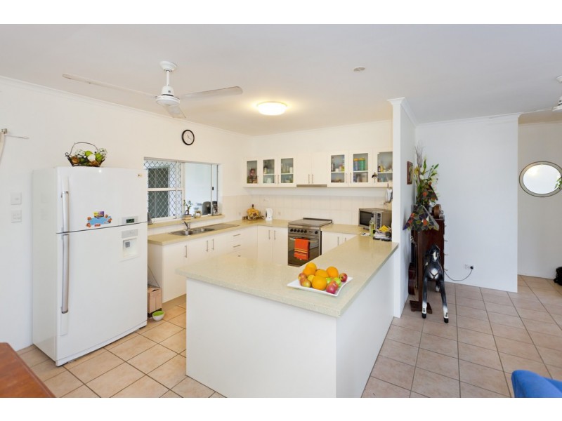 UNDER CONTRACT – 9 Spinos Street, Redlynch QLD 4870