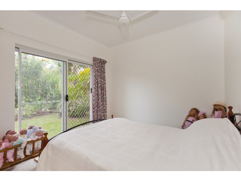 UNDER CONTRACT – 9 Spinos Street, Redlynch QLD 4870