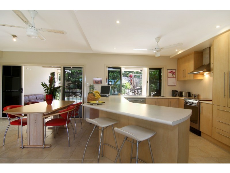 21 Pilosa Street, Redlynch QLD 4870