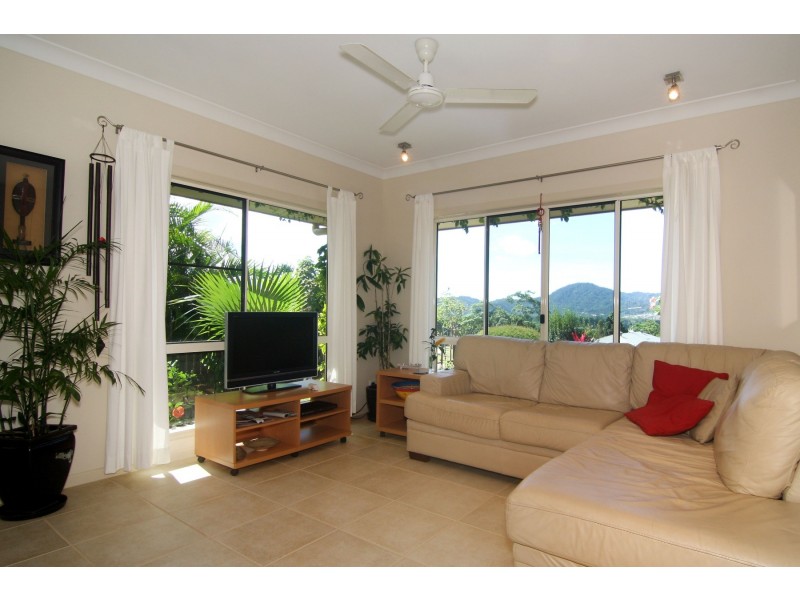 21 Pilosa Street, Redlynch QLD 4870