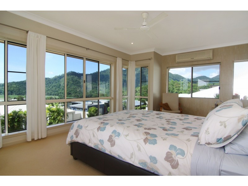 21 Pilosa Street, Redlynch QLD 4870