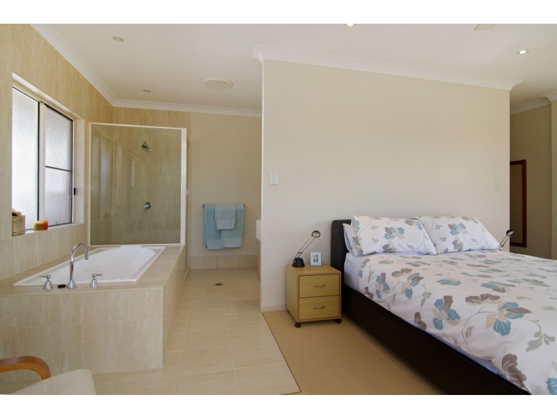 21 Pilosa Street, Redlynch QLD 4870