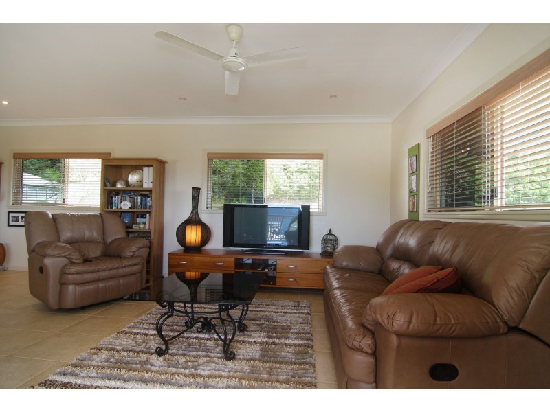 21 Pilosa Street, Redlynch QLD 4870