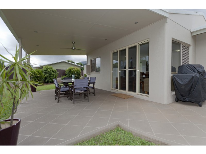 34 Mistletoe Close, Kamerunga QLD 4870