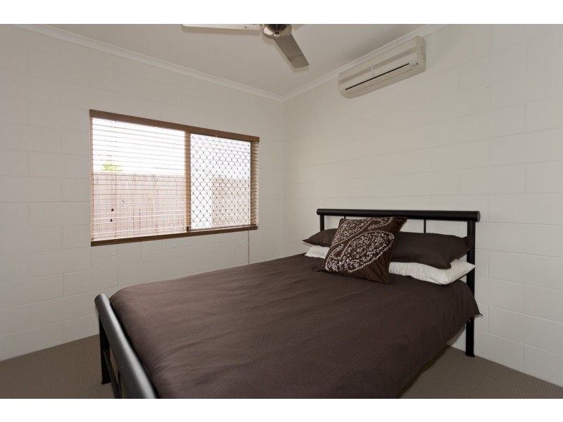 34 Mistletoe Close, Kamerunga QLD 4870