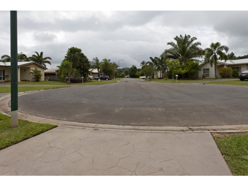 34 Mistletoe Close, Kamerunga QLD 4870