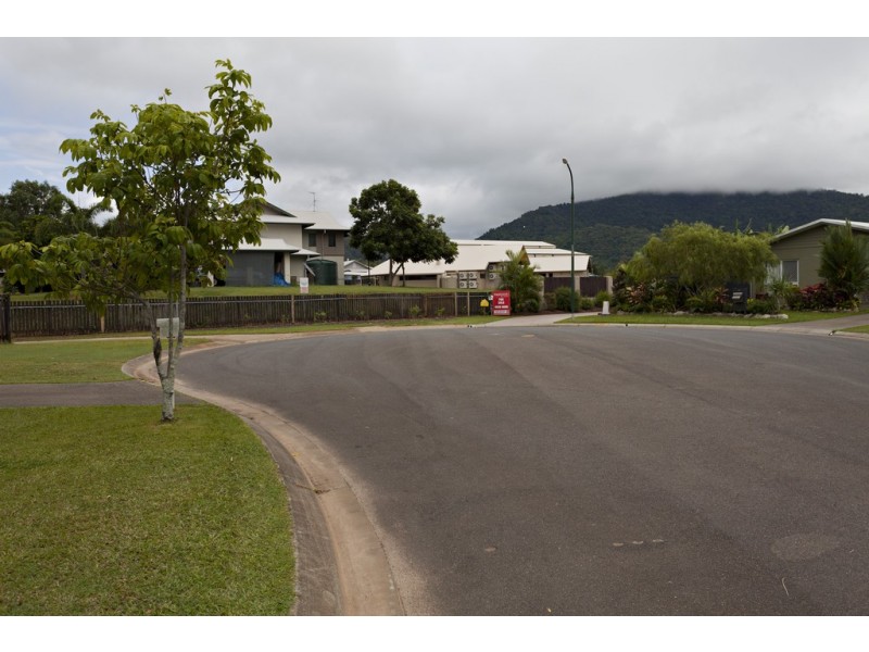 34 Mistletoe Close, Kamerunga QLD 4870
