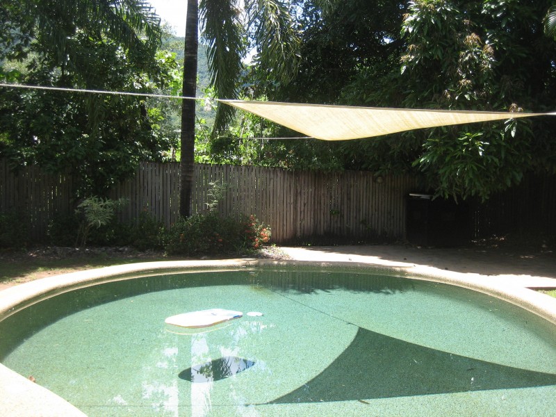 11/6 Hedley Close, Redlynch QLD 4870