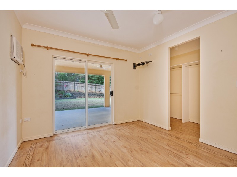 41 Daphne Drive, Redlynch QLD 4870