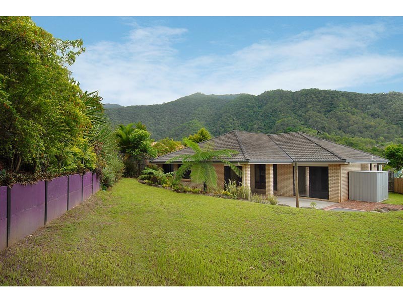 3 Ben Bolt Close, Redlynch QLD 4870