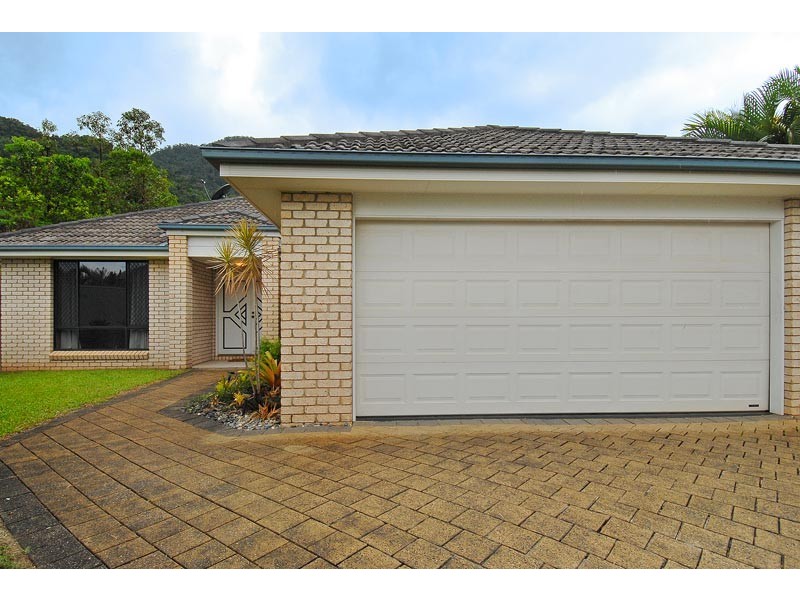 3 Ben Bolt Close, Redlynch QLD 4870