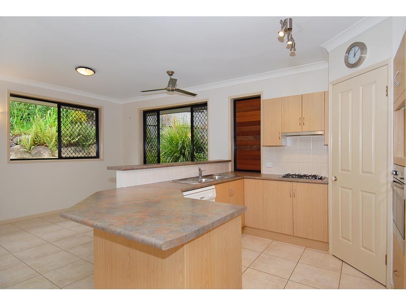 3 Ben Bolt Close, Redlynch QLD 4870