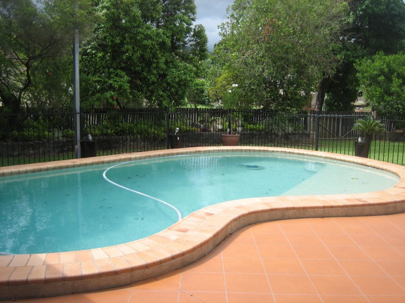 2 Sugar Glider Close, Kamerunga QLD 4870