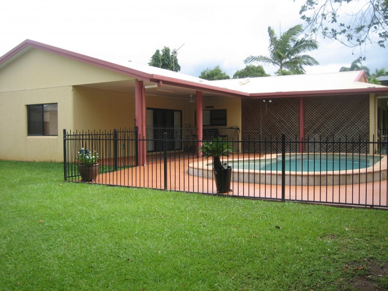 2 Sugar Glider Close, Kamerunga QLD 4870