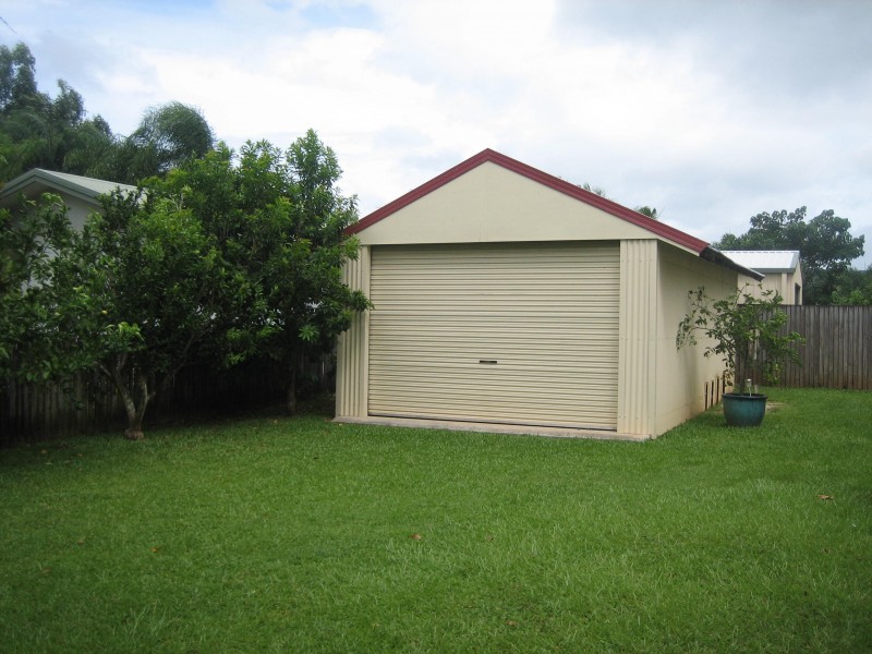2 Sugar Glider Close, Kamerunga QLD 4870