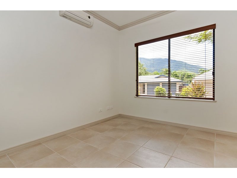 8 Lum Jim Street, Redlynch QLD 4870