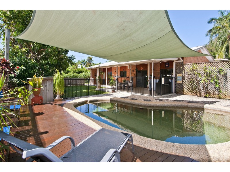 9 Mendi Close, Trinity Beach QLD 4879