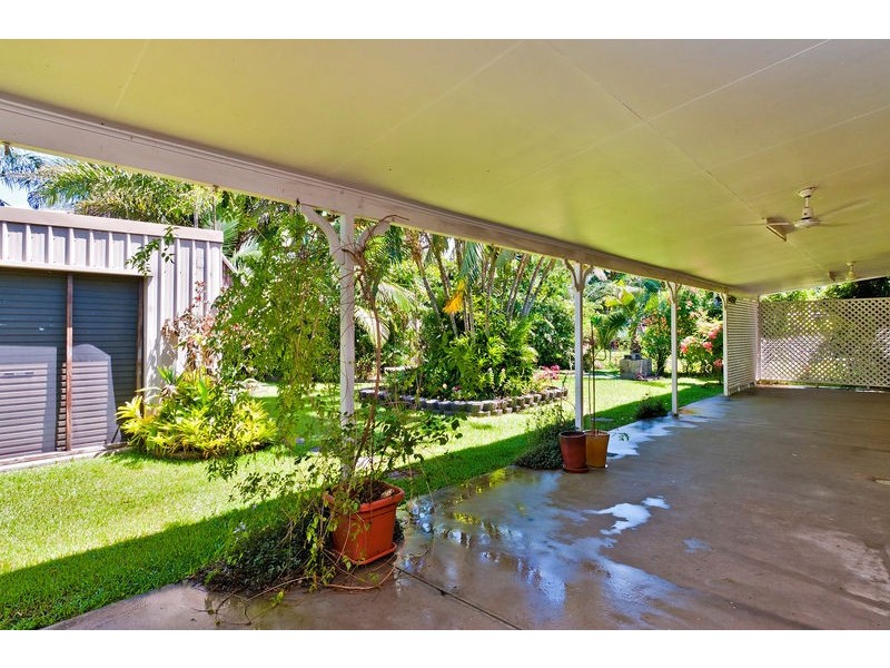 13 Caribbean Street, Holloways Beach QLD 4878