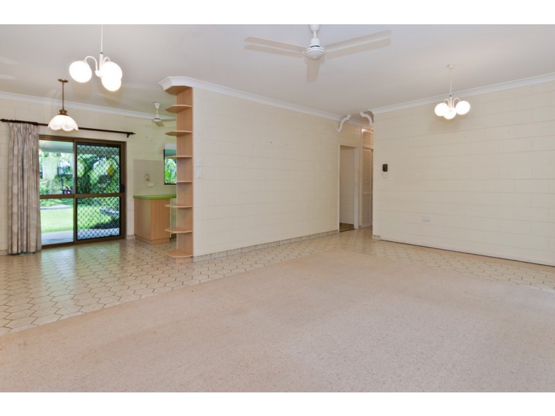 13 Caribbean Street, Holloways Beach QLD 4878