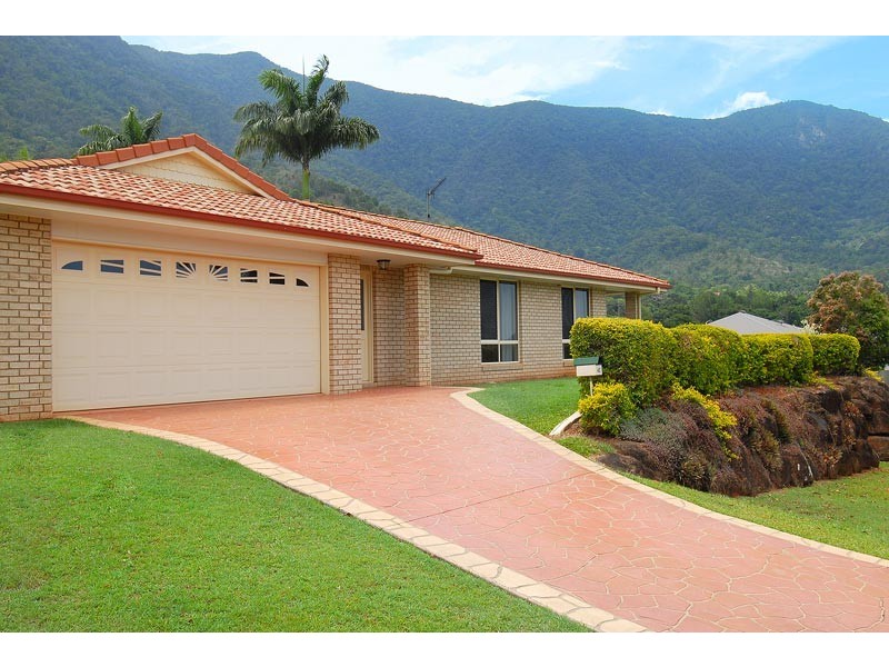 42 Pilosa Street, Redlynch QLD 4870
