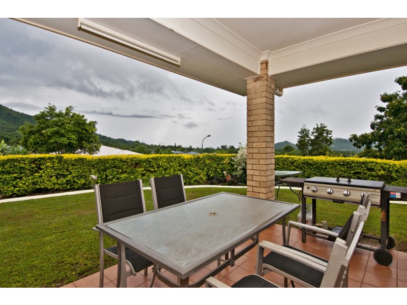 42 Pilosa Street, Redlynch QLD 4870