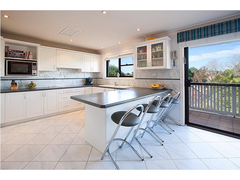 4 Robert Street, Willoughby NSW 2068