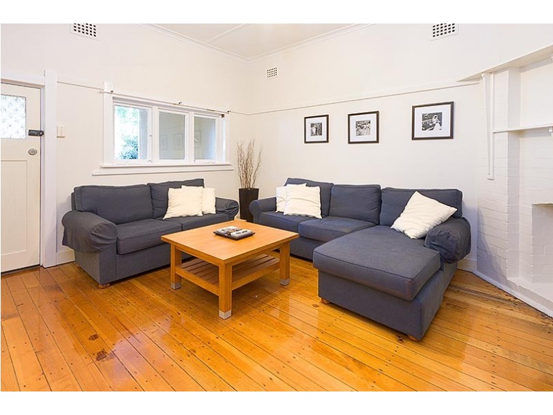 11 Beresford Ave, Chatswood NSW 2067