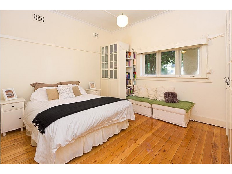 11 Beresford Ave, Chatswood NSW 2067
