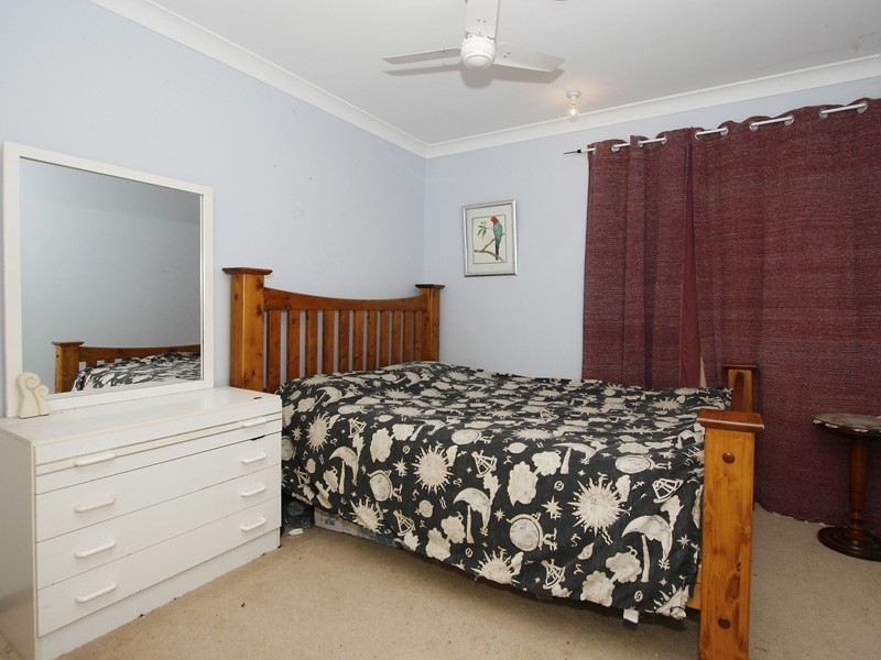 215 Boomerang Road, Oldbury WA 6121