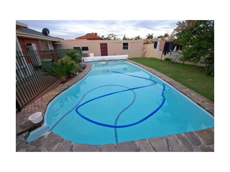 3 Keating Court, West Lakes Shore SA 5020