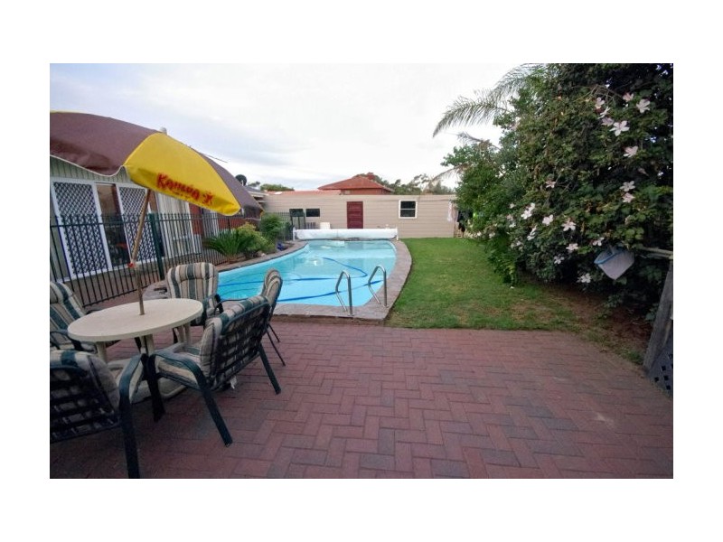 3 Keating Court, West Lakes Shore SA 5020