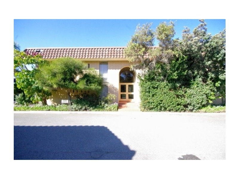 24/70 Military Road, Tennyson SA 5022