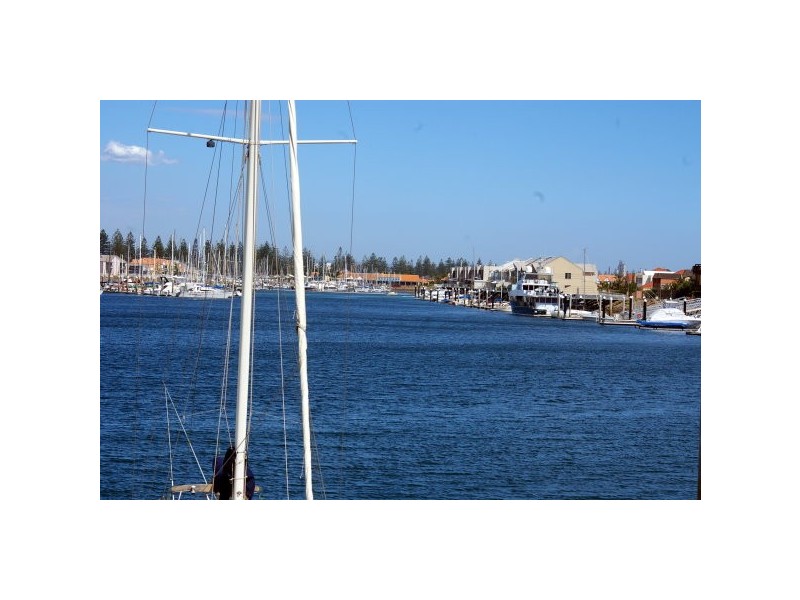 3/4 Constellation Court, North Haven SA 5018