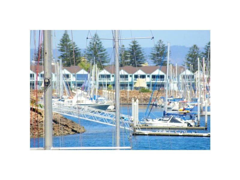 3/4 Constellation Court, North Haven SA 5018
