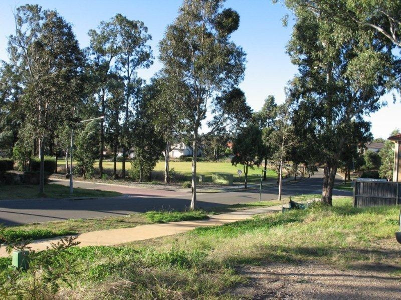 69 Craigmore Drive, Kellyville NSW 2155