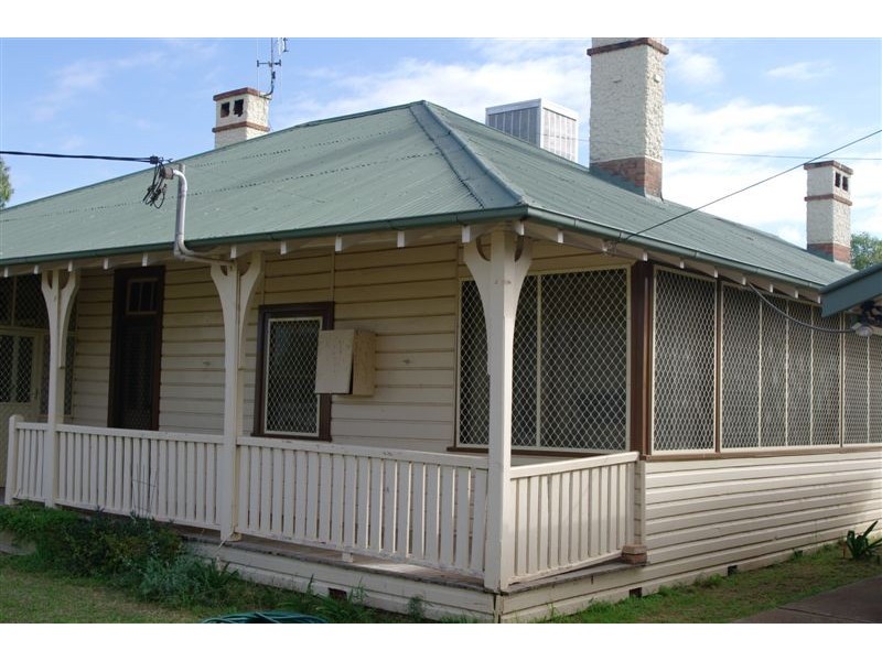 9-13 CLYDE STREET, Nevertire NSW 2831