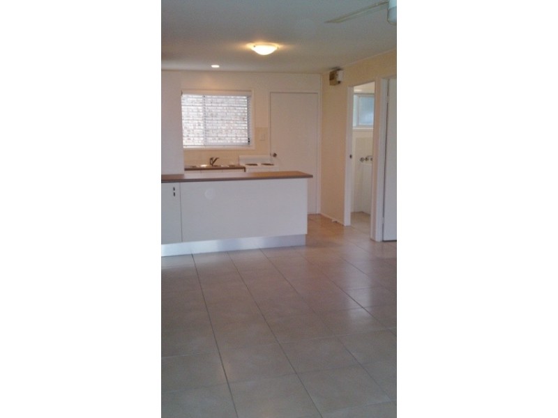 4/2 Sunhaven Court, Nambour QLD 4560