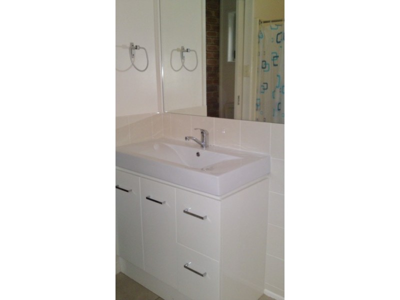 4/2 Sunhaven Court, Nambour QLD 4560