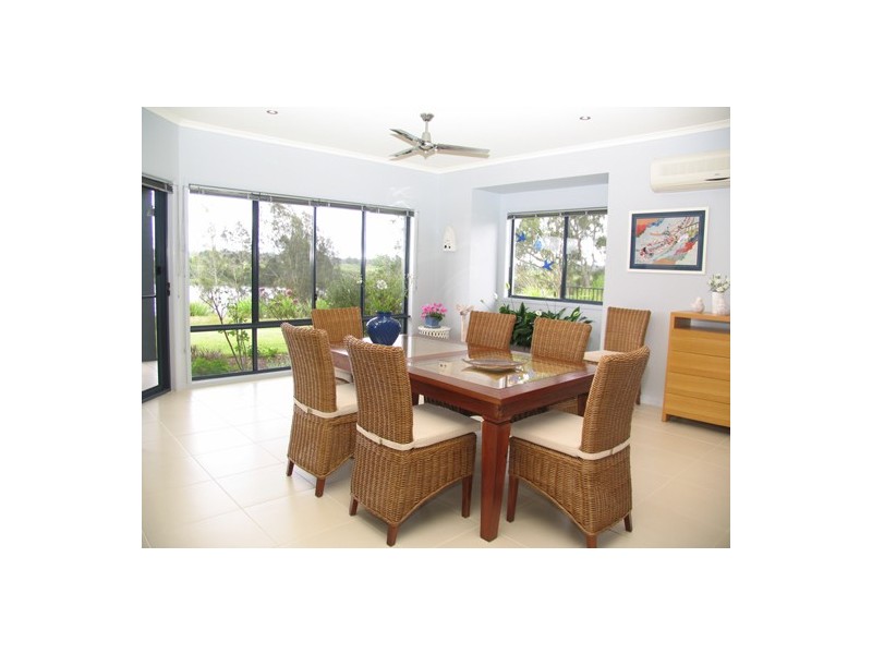 4 John Armstrong Close, Taree West NSW 2430