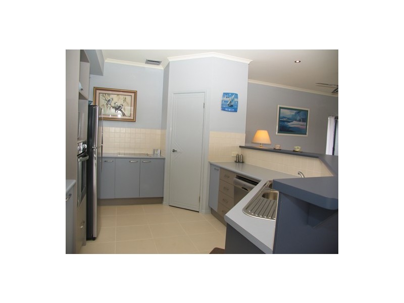 4 John Armstrong Close, Taree West NSW 2430