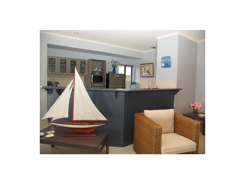 4 John Armstrong Close, Taree West NSW 2430