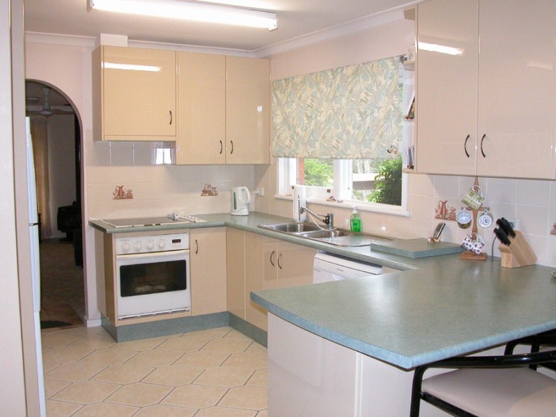 64 Bayview Crescent, Taree NSW 2430